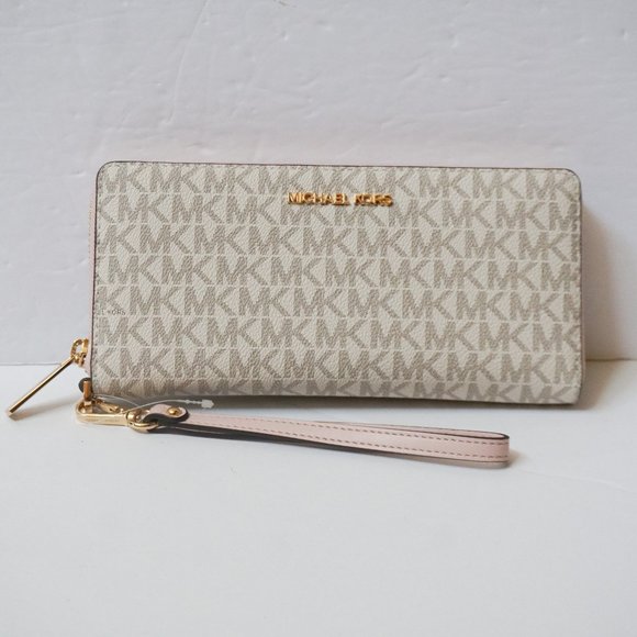 Michael Kors Handbags - Michael Kors Jet Set Travel Continental Wallet MK Vanilla Pink